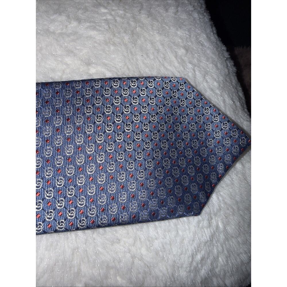 Gucci New With Tags Neck Tie, Made in Italy, Tie Dottola 7.0 Jacquard, 100% Silk